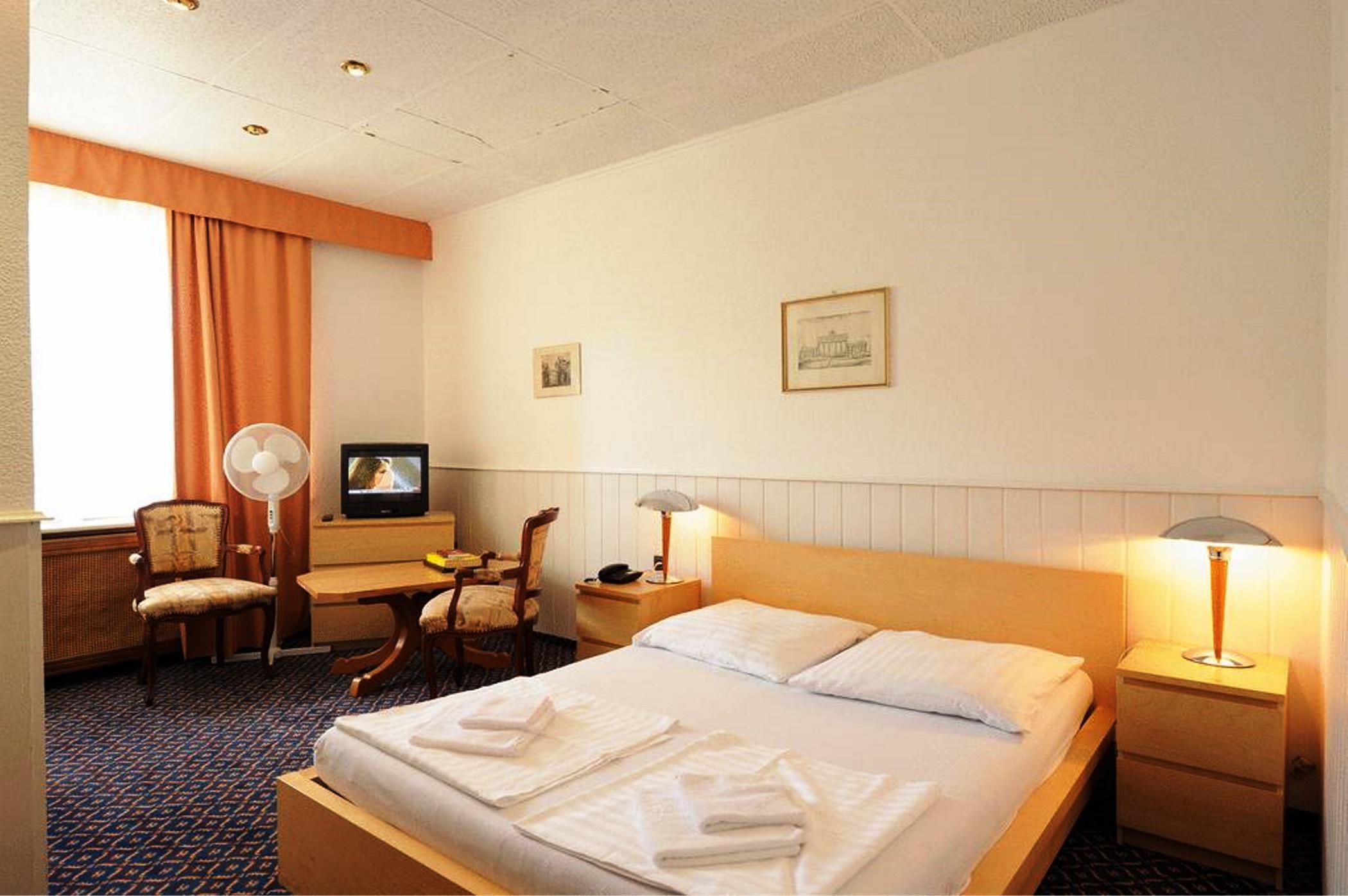 City Hotel Am Kurfuerstendamm Berlim Exterior foto