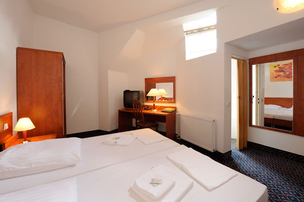 City Hotel Am Kurfuerstendamm Berlim Quarto foto